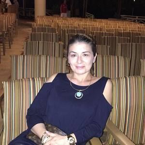 Meet your Posher, Anelia